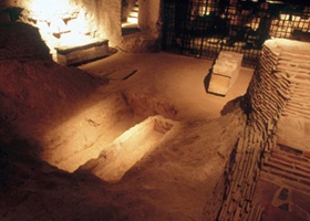 basilique saint-denis crypt